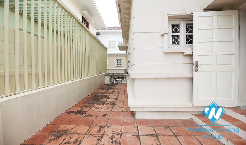4 bedrooms, full furniture house in Ciputra Ha Noi for rent.
